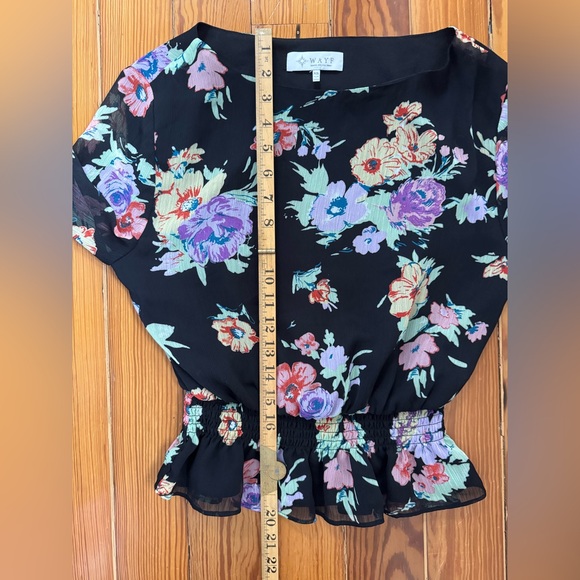 WAYF Floral Top - Picture 7 of 7